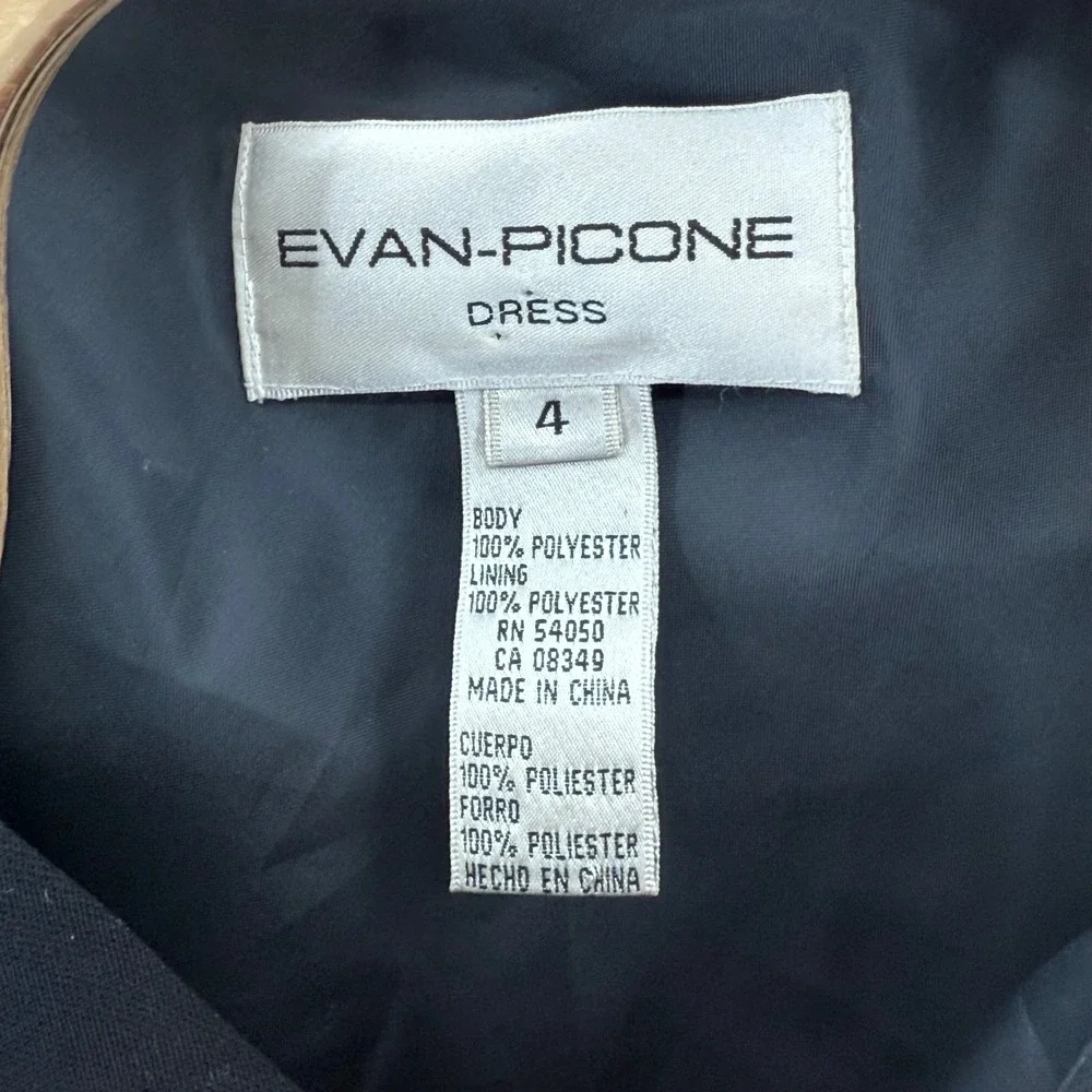 Evan Picone sophistication unfolds